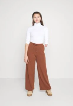 Anna Field Longsleeve - White -Anna Field Winkel 33e652bf075f464d82d0e58eb5531e43