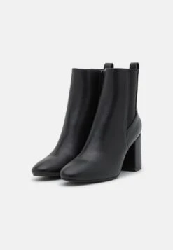 Anna Field Korte Laarzen - Black 10 Anna Field Korte Laarzen - Black -Anna Field Winkel 58b1584463ee42c6bedb7f0538e3a710