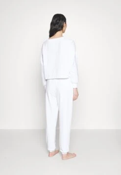 Anna Field Pyjama - Off White 11 Anna Field Pyjama - Off White -Anna Field Winkel 62b42845368545da8ec287d98e195e4f
