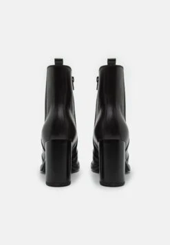 Leather- Enkellaarsjes Met Hoge Hak - Black -Anna Field Winkel 8285c3f6f7d94045bb79e27db56d5a46